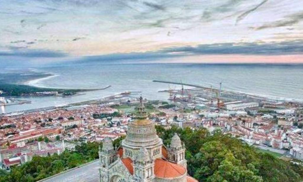 Casa Do Ser Hostel Виана-ду-Каштелу Экстерьер фото